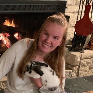 Meet your Posher, Stephanie